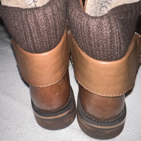 CALL IT SPRING Size 6.5, Brown lace boots with Faux Fur inside - Picture 3 of 5